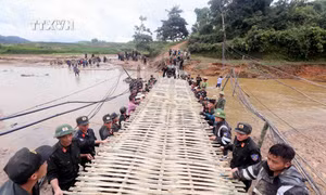 Hỗ trợ nhân dân vùng lũ tỉnh Sơn La sớm ổn định cuộc sống và khôi phục sản xuất 