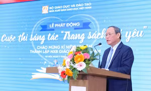 Ông Nguyễn Đức Thái, Chủ tịch Hội đồng thành viên NXBGDVN phát động cuộc thi. Ảnh: Thanh Tùng