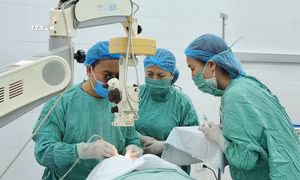 Đem lại ánh sáng cho người dân nghèo vùng cao ở Thừa Thiên - Huế