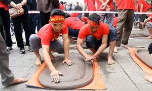 Pháo đất - nâng tầm trò chơi dân gian thành sản phẩm OCOP