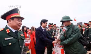 Thanh niên Sơn La hăng hái lên đường nhập ngũ