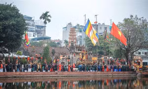 Giữ nét đẹp văn hóa trong lễ hội Xuân