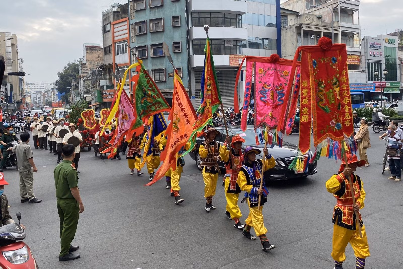 Chú thích ảnh