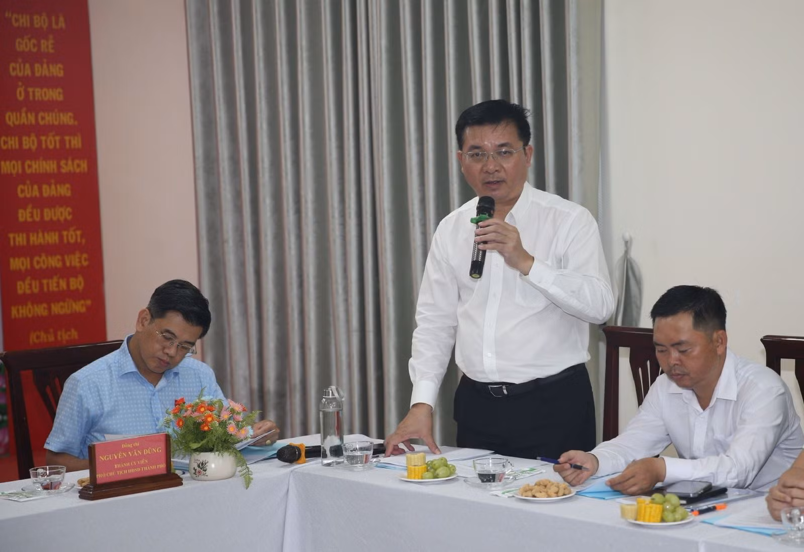 Chú thích ảnh