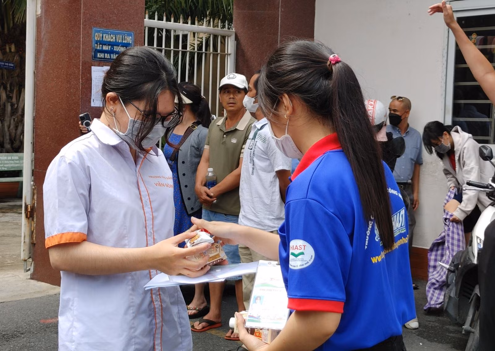 Chú thích ảnh