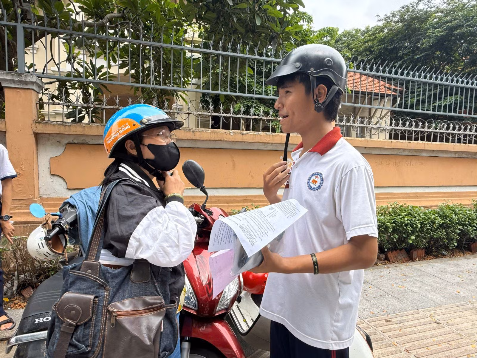 Chú thích ảnh