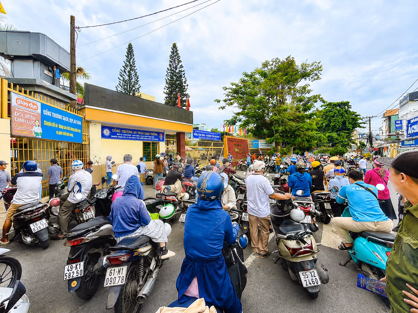 Chú thích ảnh