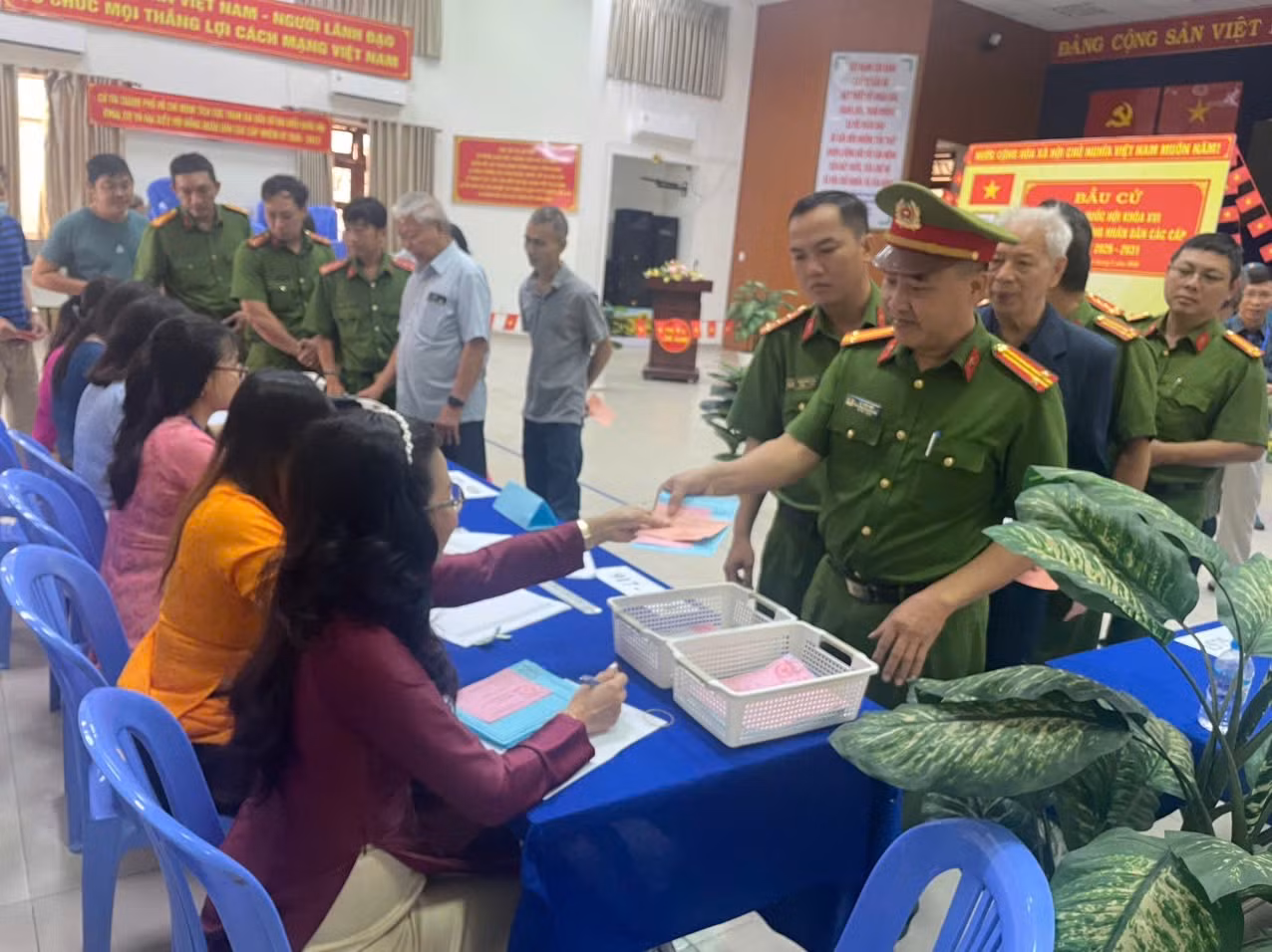 Chú thích ảnh