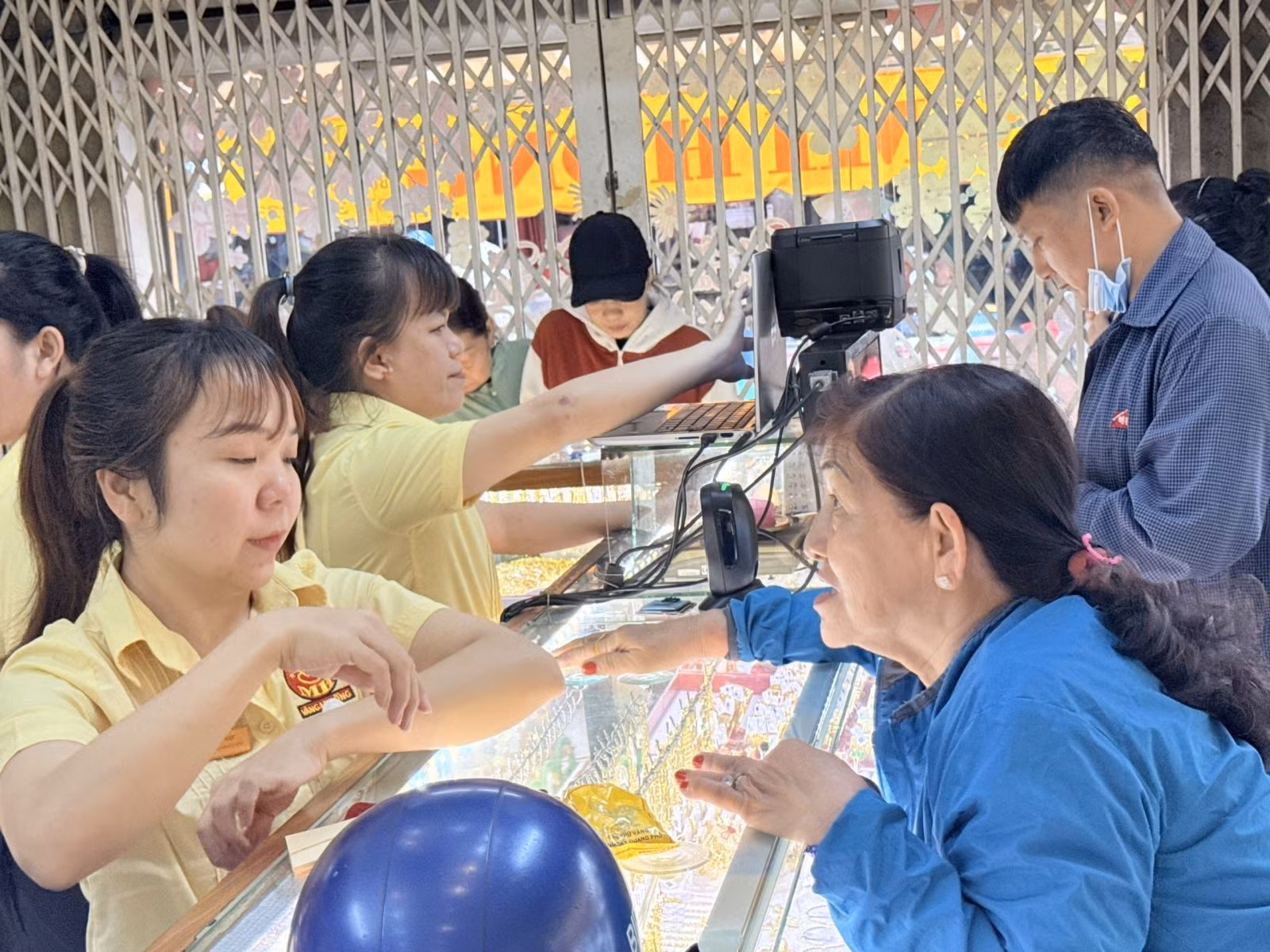 Chú thích ảnh