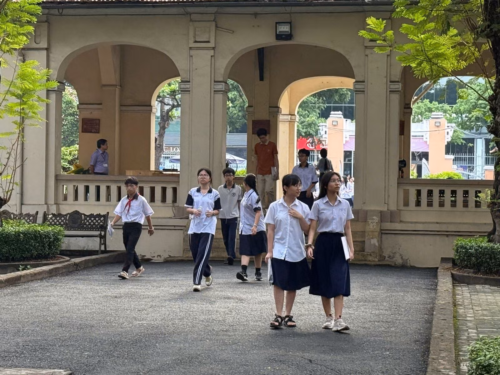 Chú thích ảnh