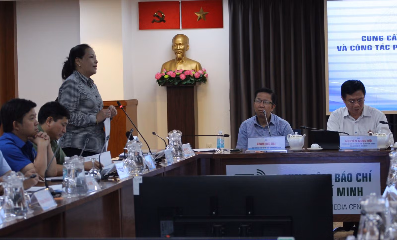 Chú thích ảnh