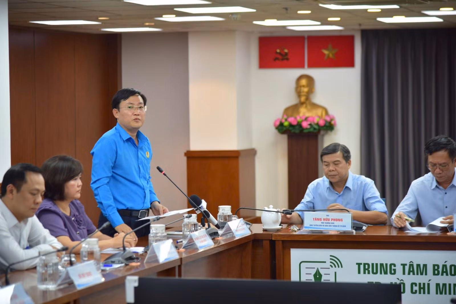 Chú thích ảnh