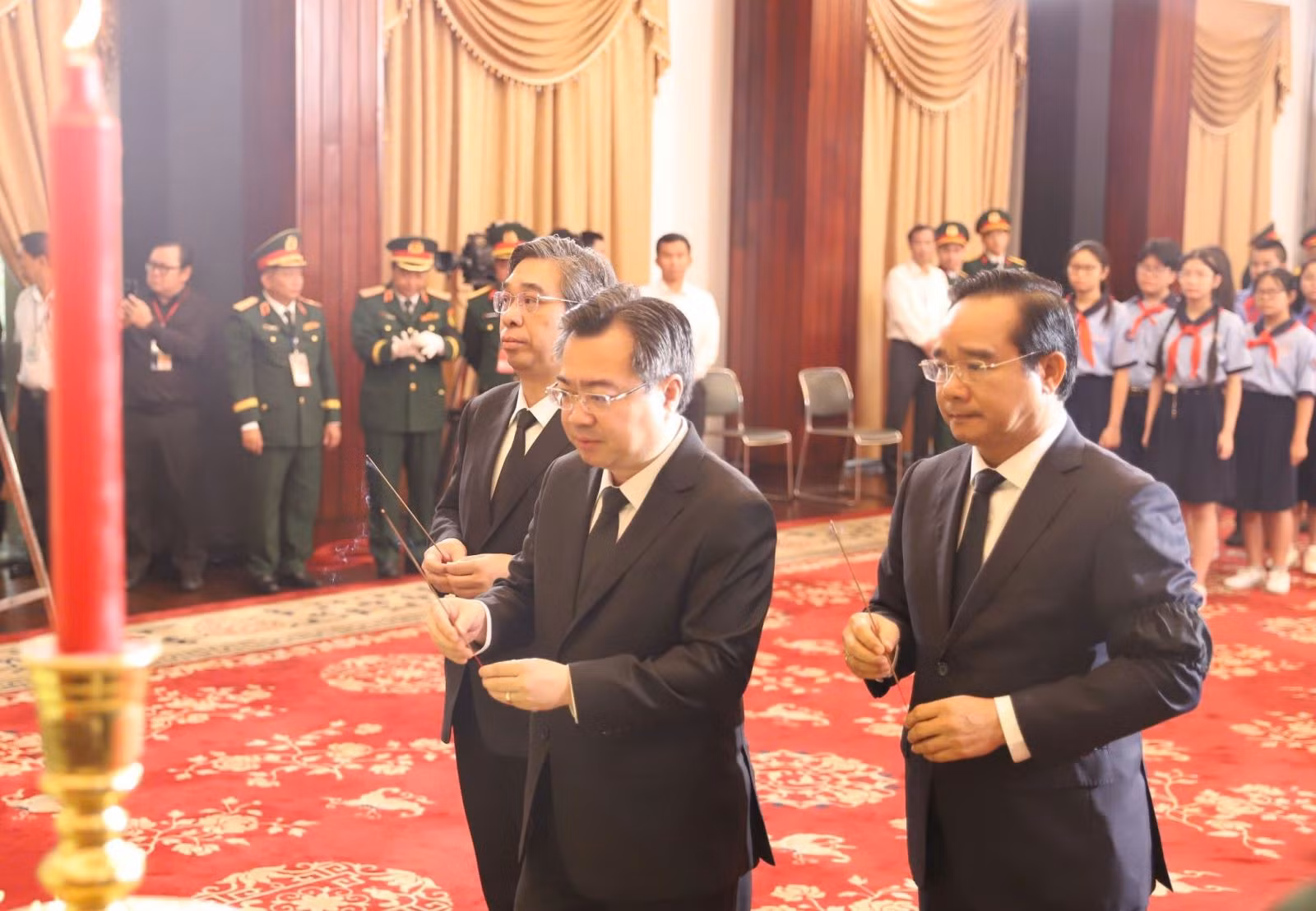 Chú thích ảnh
