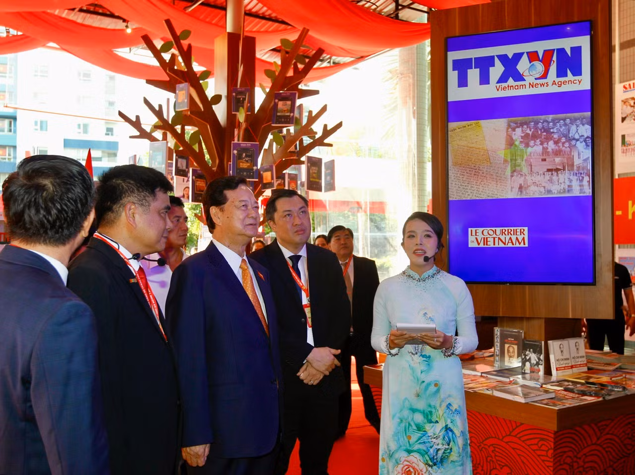 Chú thích ảnh