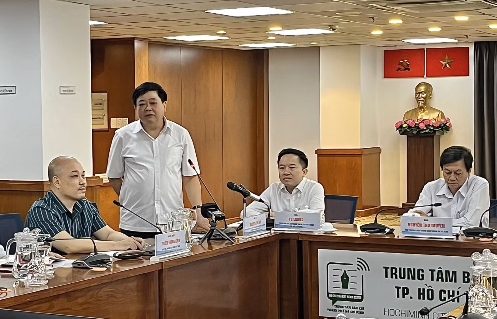 Chú thích ảnh