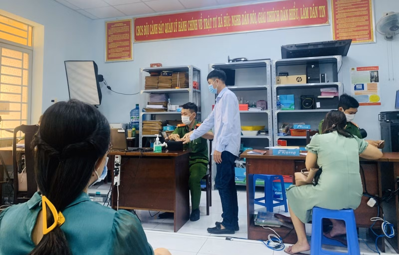 Chú thích ảnh