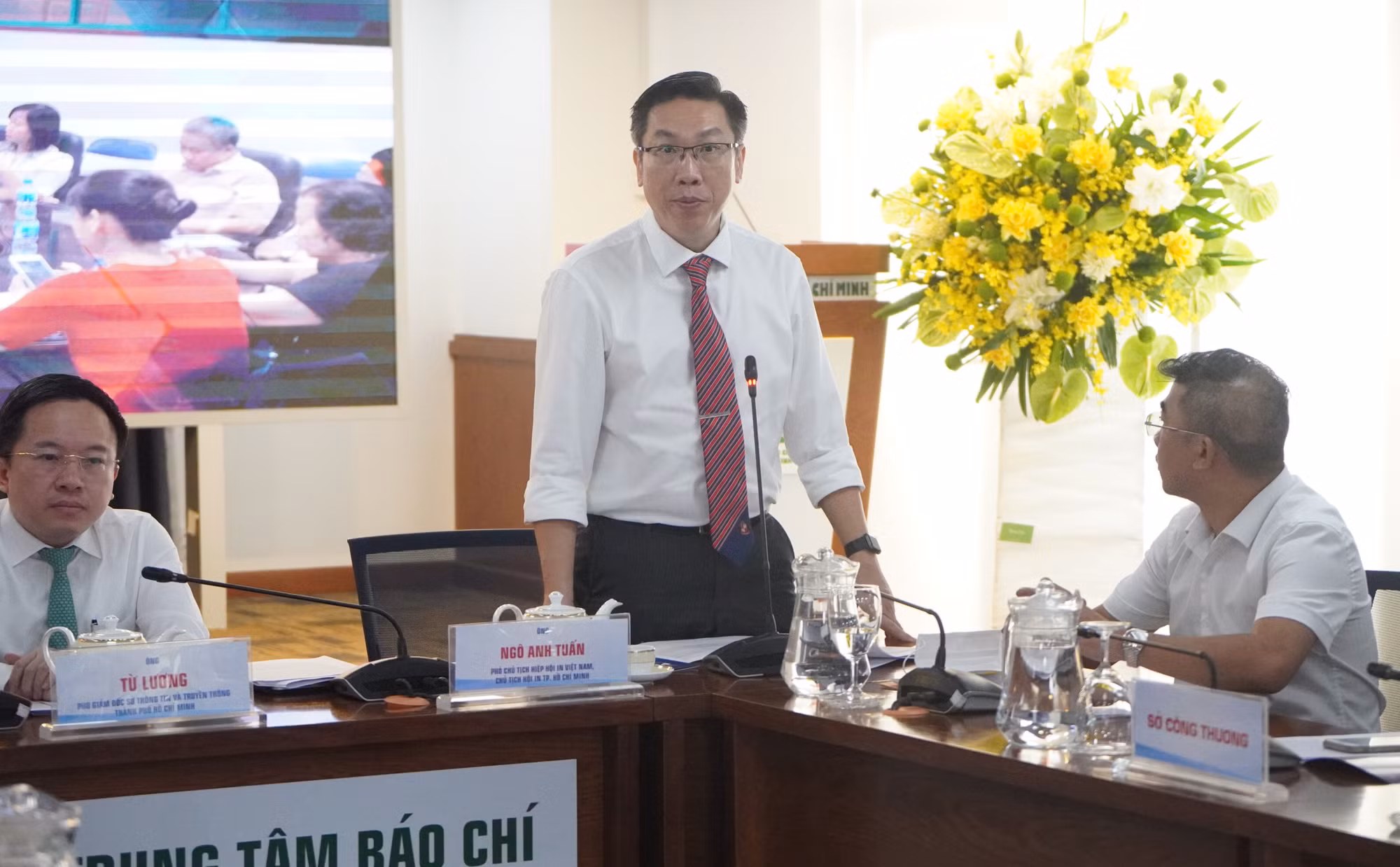 Chú thích ảnh