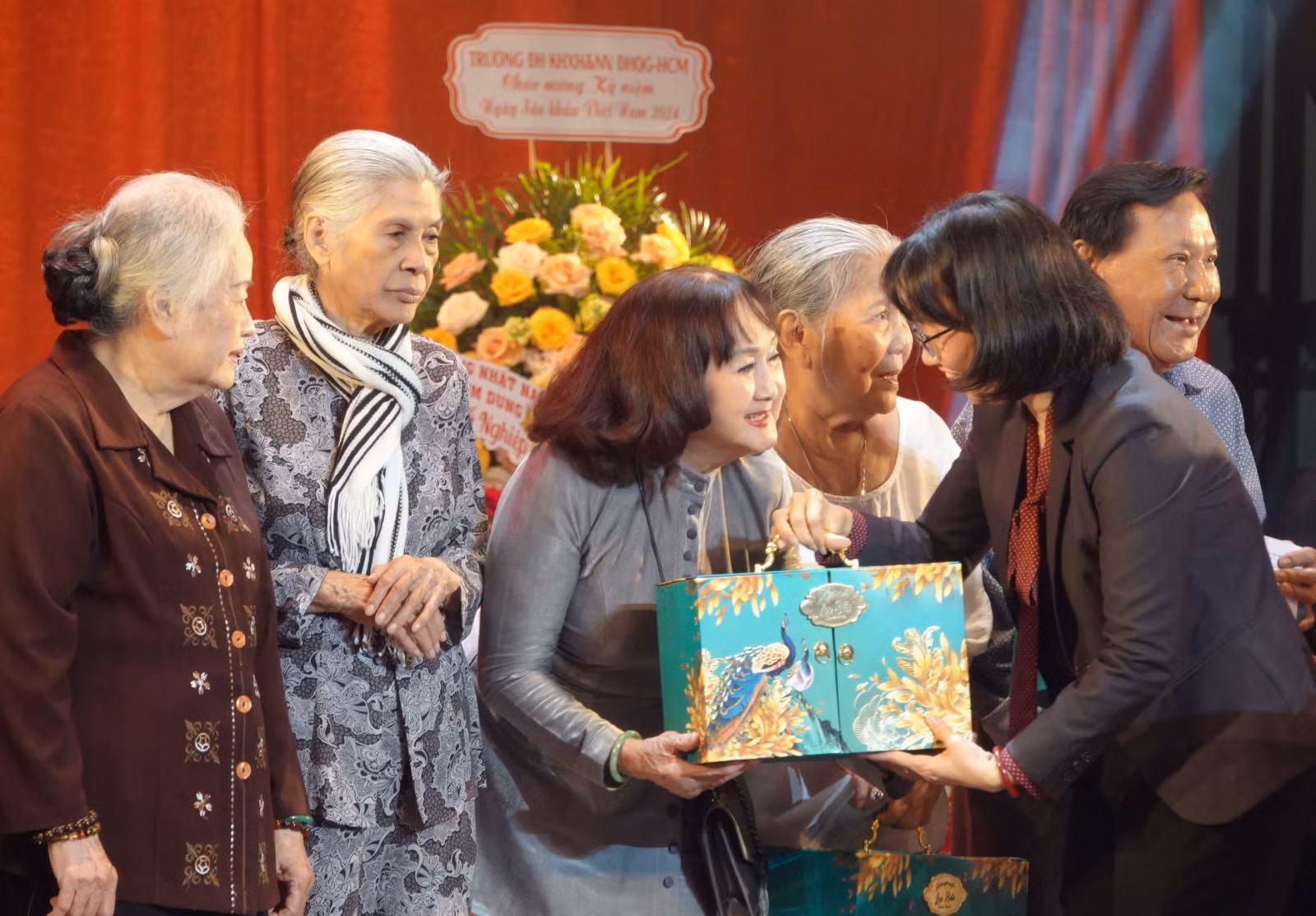 Chú thích ảnh