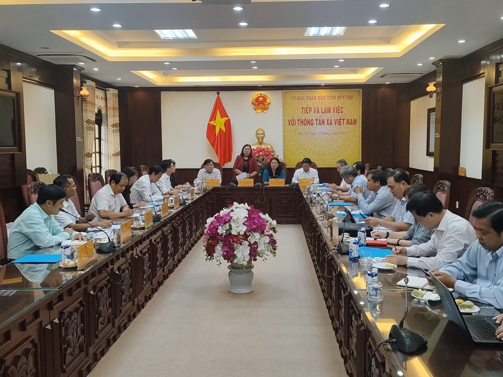Chú thích ảnh