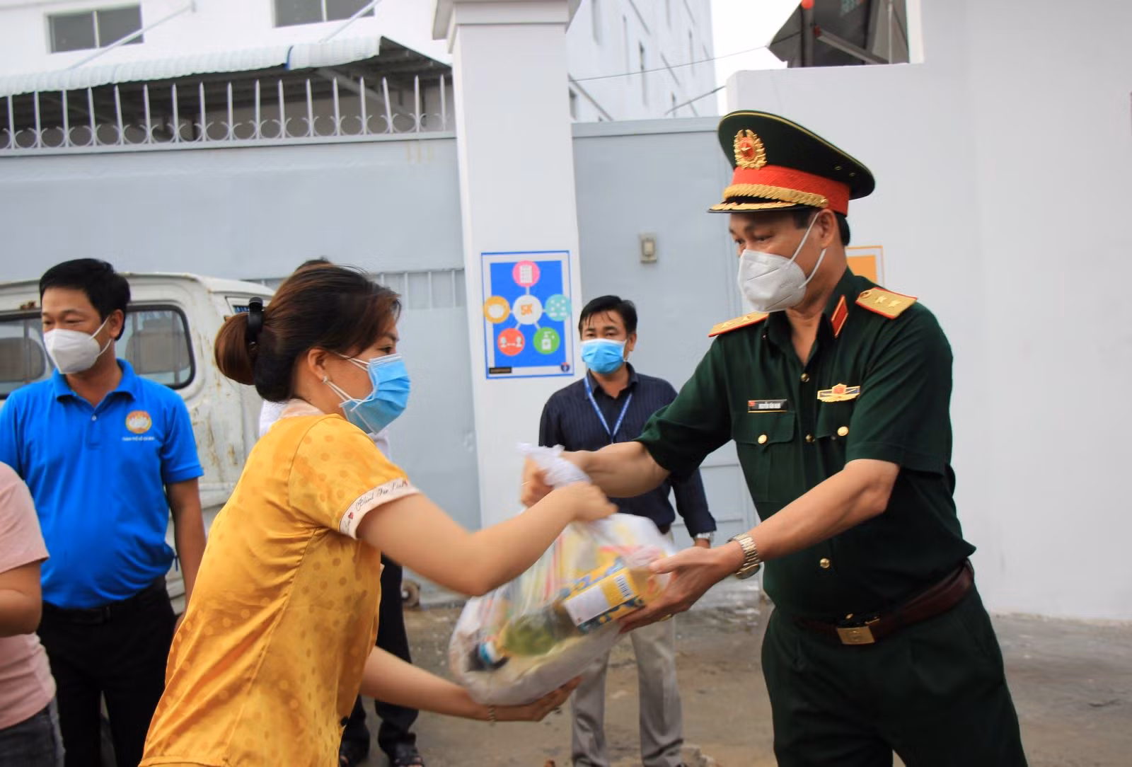 Chú thích ảnh