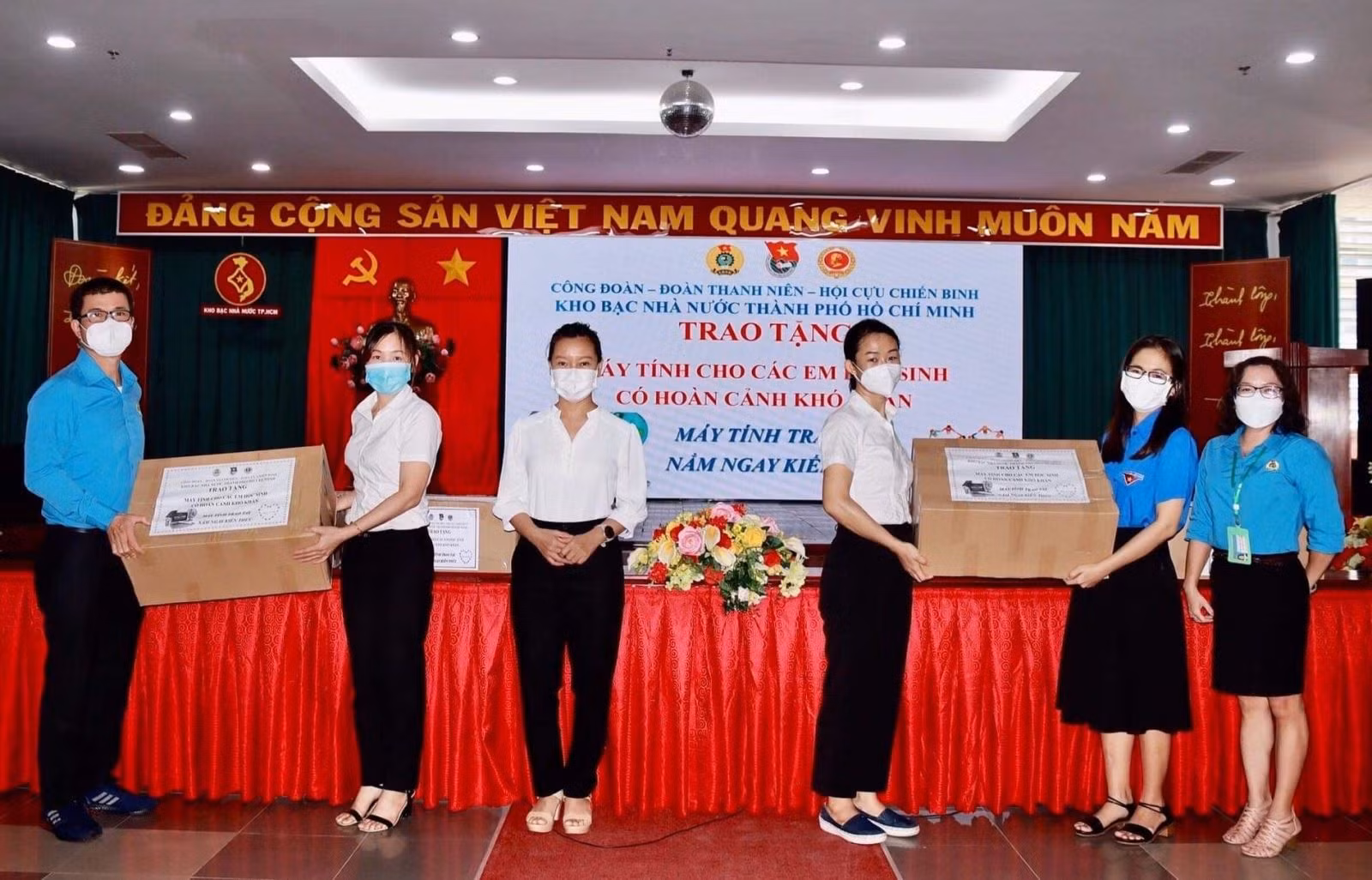 Chú thích ảnh