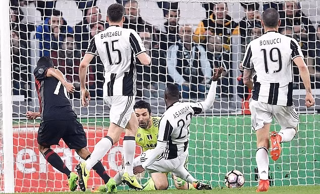 AC Milan hụt mất cơ hội chấm dứt chuỗi trận thắng của Juventus ảnh 4