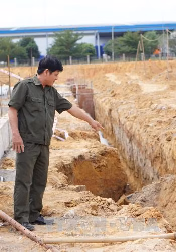 Hai công nhân bị vùi lấp tử vong dưới hố công trình sâu 2m ảnh 1