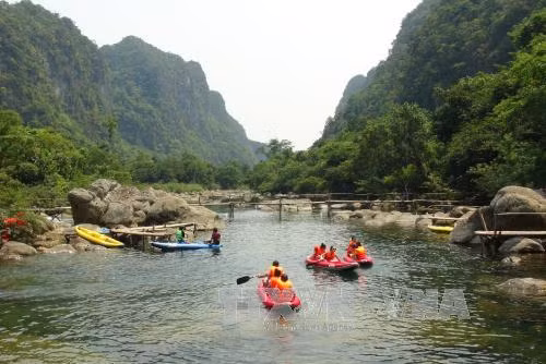 Chương trình 'Quảng Bình trong lòng Hà Nội' ảnh 1