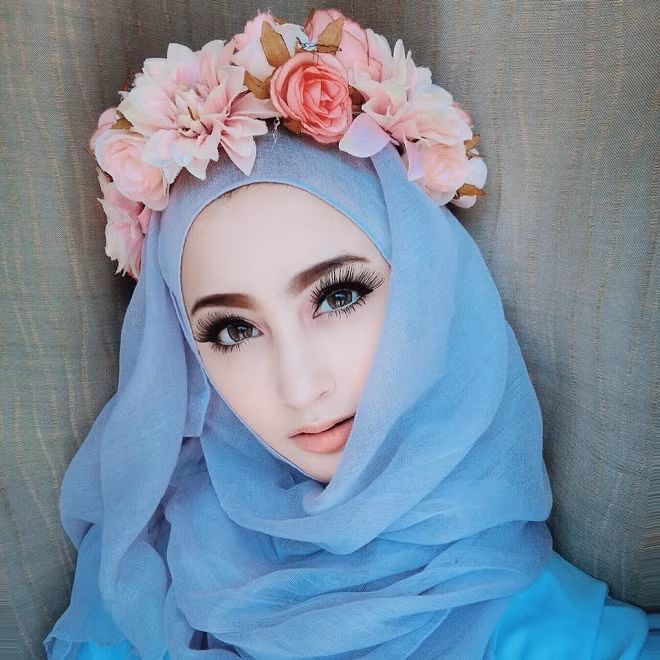 Hot girl Hồi giáo hút hàng trăm nghìn 'like' Facebook ảnh 4
