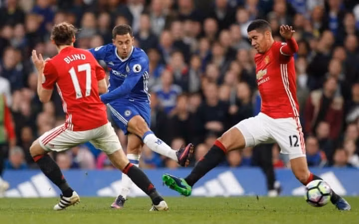Chelsea đại chiến Manchester United ở Stamford Bridge ảnh 1