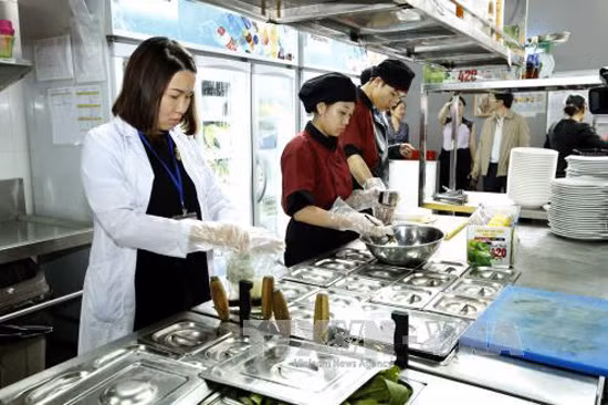 Nghiêm cấm kinh doanh rượu không nhãn mác, không rõ nguồn gốc xuất xứ ảnh 1