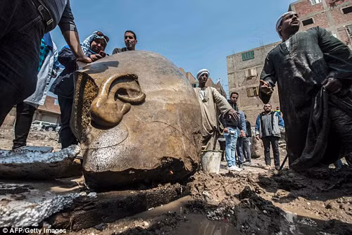 Khai quật tượng khổng lồ của Pharaoh có nhiều con nhất Ai Cập cổ đại? ảnh 3