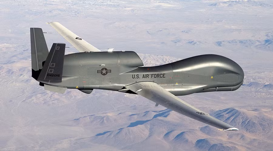 Ông Trump trao cho CIA quyền không kích bằng UAV ảnh 1