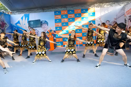 Ấn tượng màn trình diễn flashmob ‘Một nhà’ ảnh 1