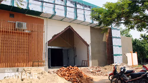 Đình chỉ thi công công trình biến nhà kho thành nhà cổ ở Đà Nẵng ảnh 1