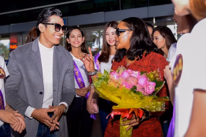 Top 17 Hoa khôi Du lịch Việt Nam 2017 chào đón nữ ca sỹ nổi tiếng Shontelle ảnh 5