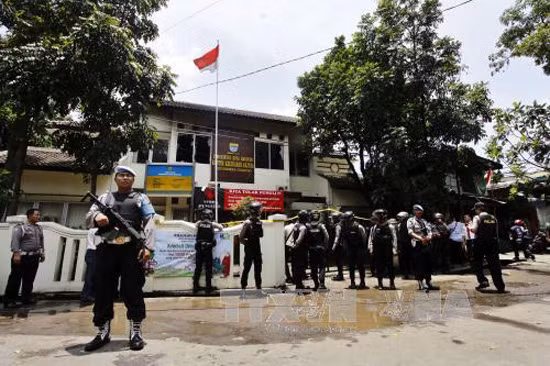 Indonesia bắt giữ các đối tượng tiếp tay cho khủng bố ảnh 1