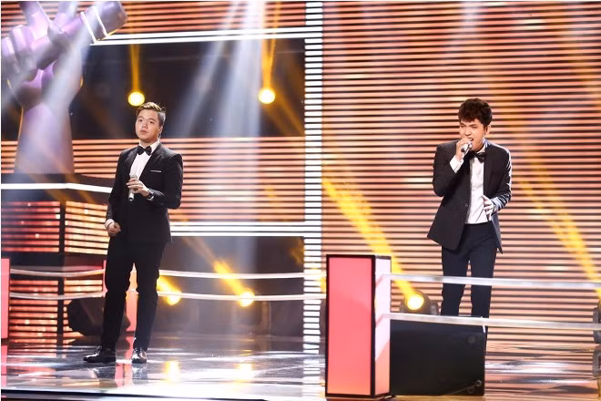 The Voice: 'Nổi da gà' với màn song đấu của cặp đôi học trò Thu Minh ảnh 1