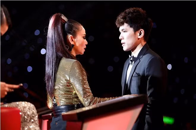 The Voice: 'Nổi da gà' với màn song đấu của cặp đôi học trò Thu Minh ảnh 6