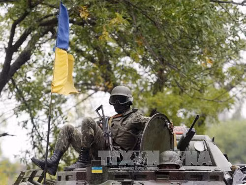 Nga nêu điều kiện hủy bỏ công nhận giấy tờ của Donetsk và Lugansk ảnh 1