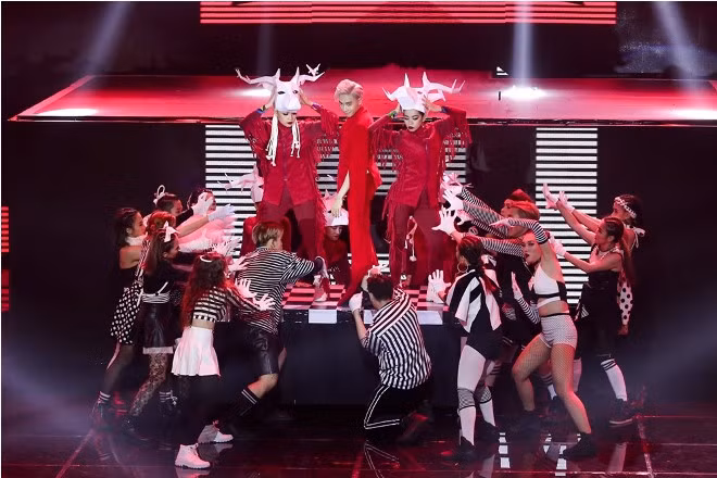 'Kẻ mơ mộng' S.T thắng áp đảo nhóm nhạc Lip B tại Remix New Generation ảnh 9