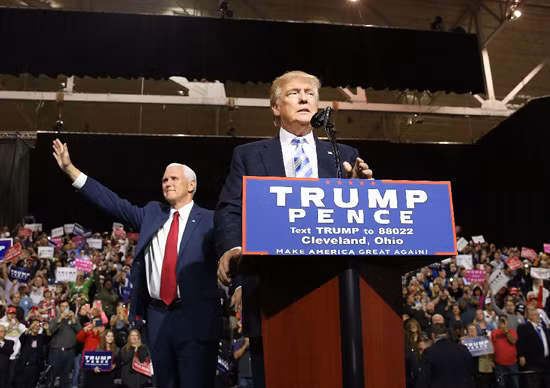 Dư luận về "bản hợp đồng" của ông Trump ảnh 1