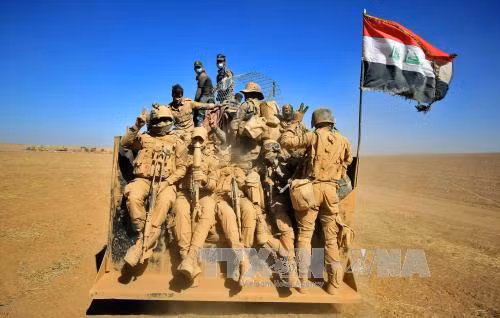 Quân đội Iraq giành lại thị trấn gần Mosul ảnh 1