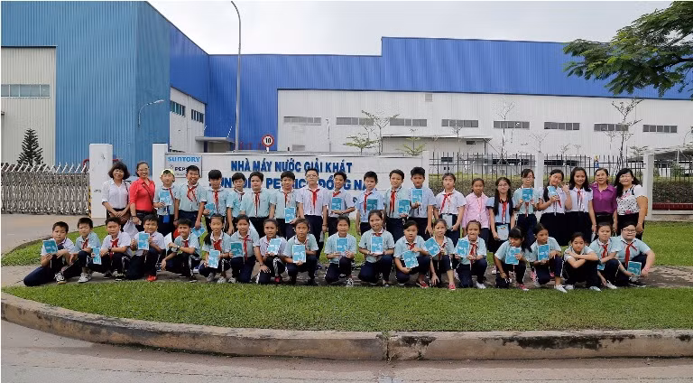700 em học sinh được tìm hiểu về nước sạch ảnh 1