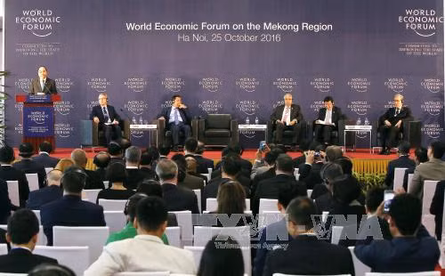 Thủ tướng Nguyễn Xuân Phúc tham dự WEF về khu vực Mekong 2016 ảnh 2