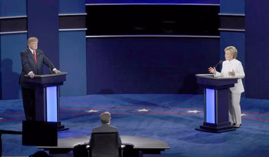 Vấn đề súng đạn "nóng" trong tranh luận cuối Trump-Clinton ảnh 1