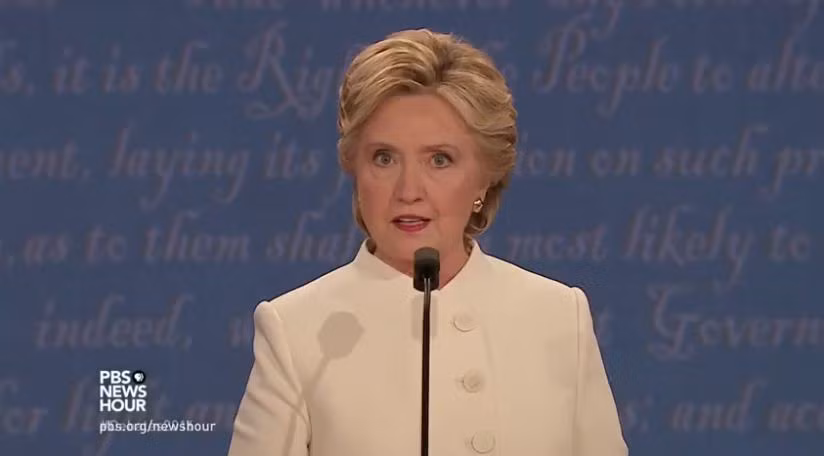 Bà Clinton ông Trump tiếp tục cuộc tranh luận không bắt tay ảnh 3