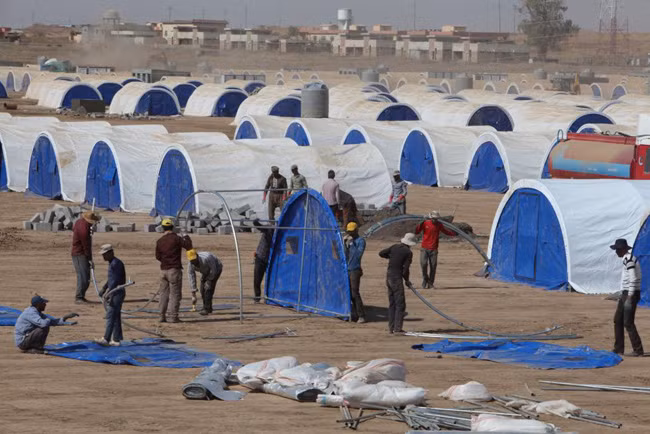 Cuộc sống vạ vật khi tháo chạy khỏi Mosul ảnh 3