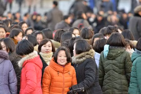 100.000 người Triều Tiên ăn mừng vụ bom H ảnh 5