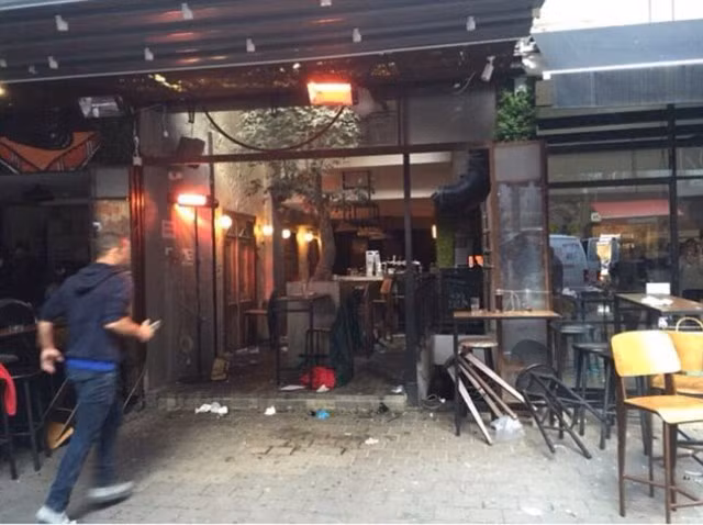 Xả súng tại trung tâm Tel Aviv ảnh 1